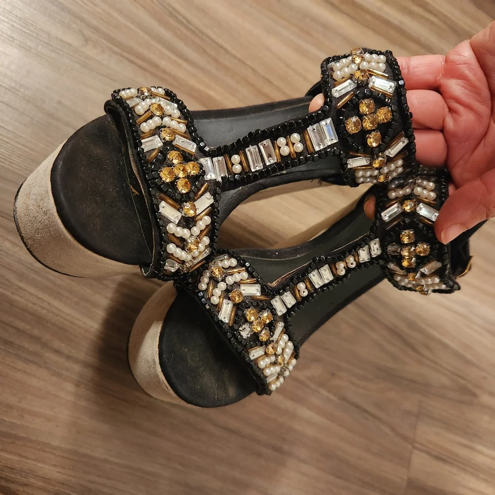 Topshop bejeweled platform heels size 6.5